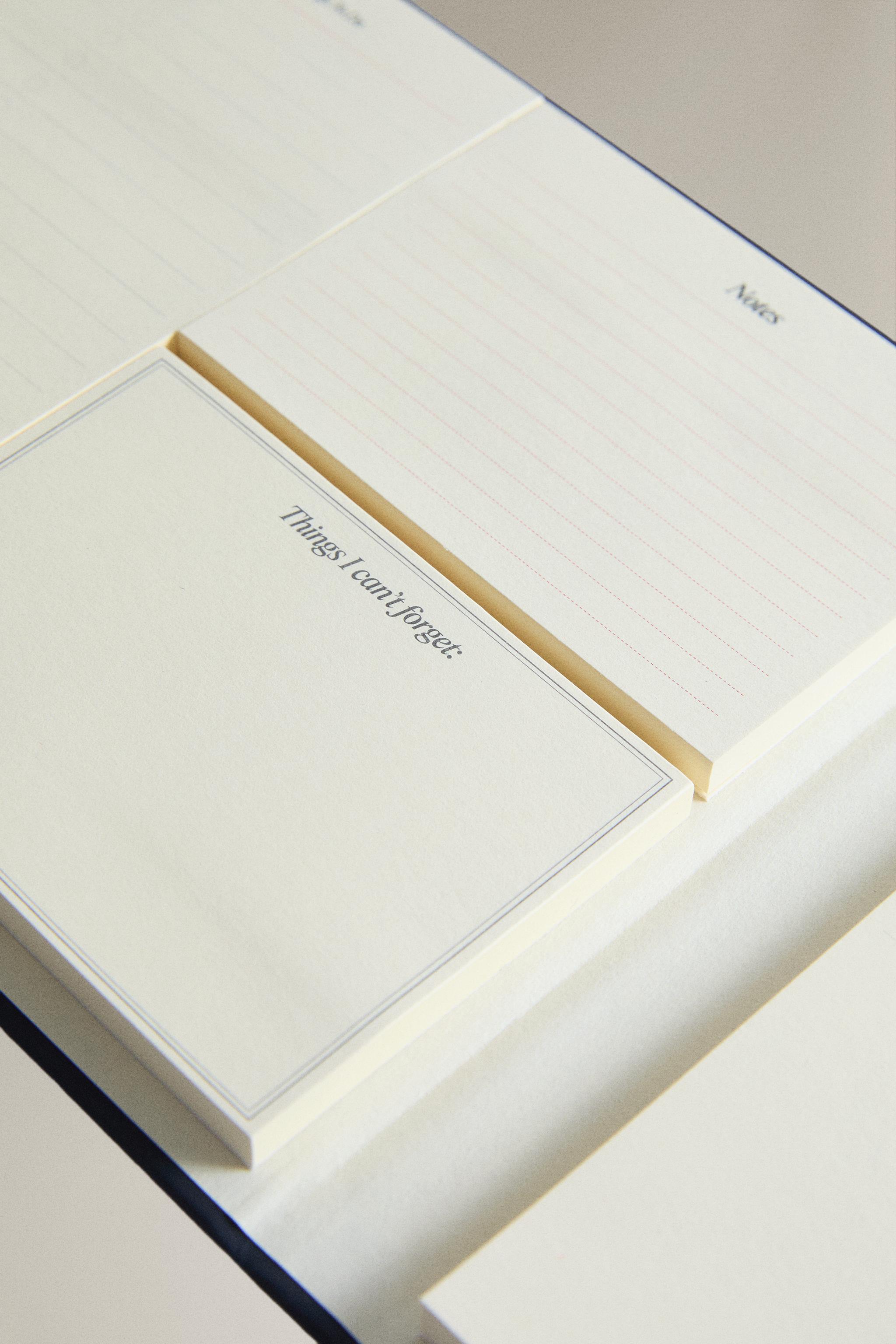 STICKY NOTE BOOK
